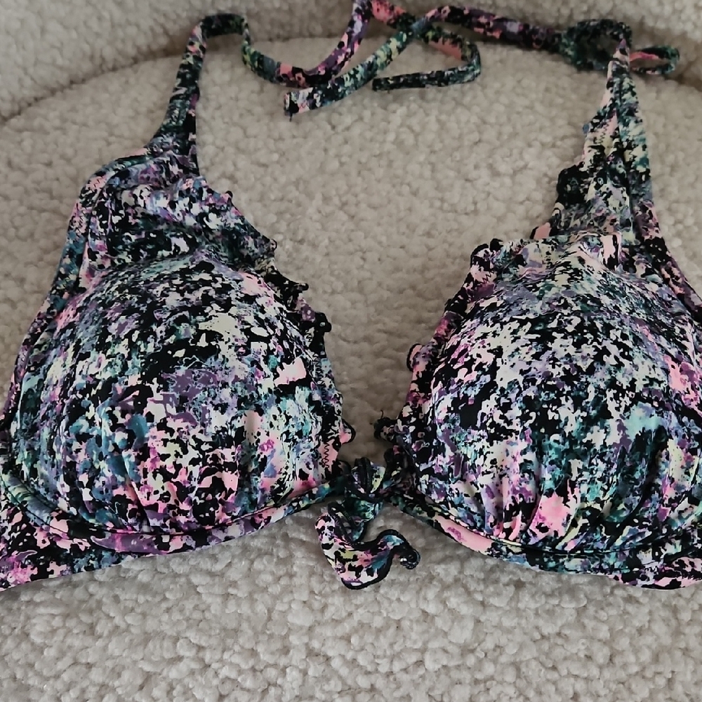 Victoria's Secret Black Floral Splash Underwire Bikini Top